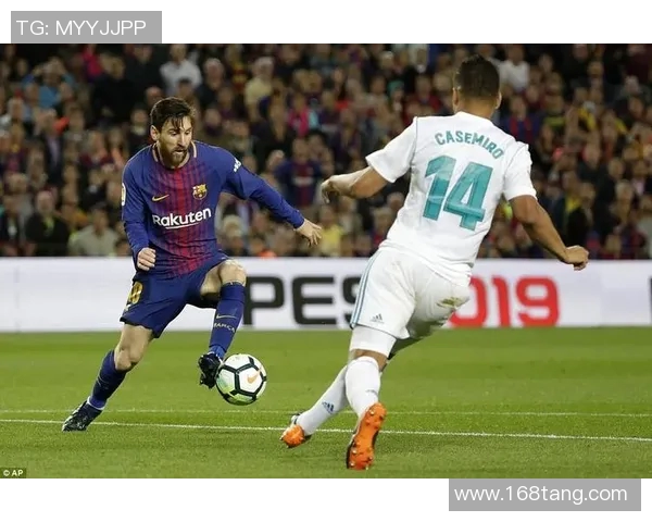 西装杀气腾腾足球明星华丽出场展现霸气风范 西装杀气腾腾足球明星华丽出场展现霸气风范