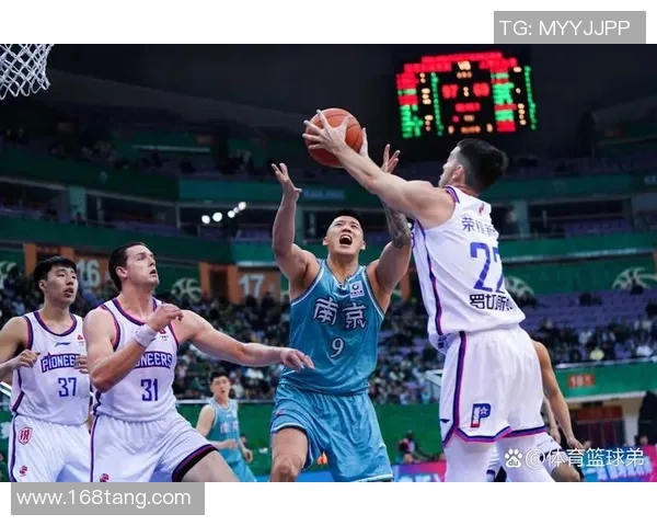 2018年CBA精彩对决广东队迎战天津队全场精彩瞬间回顾 2018年CBA精彩对决广东队迎战天津队全场精彩瞬间回顾